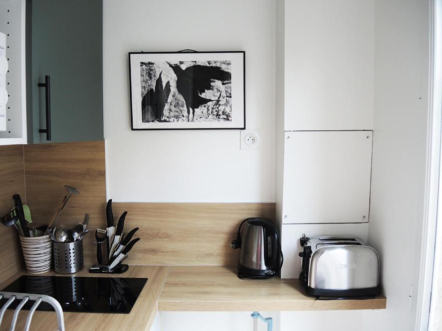 2 Pieces Avec Balcon Plein Sud Apartment Paris Bagian luar foto